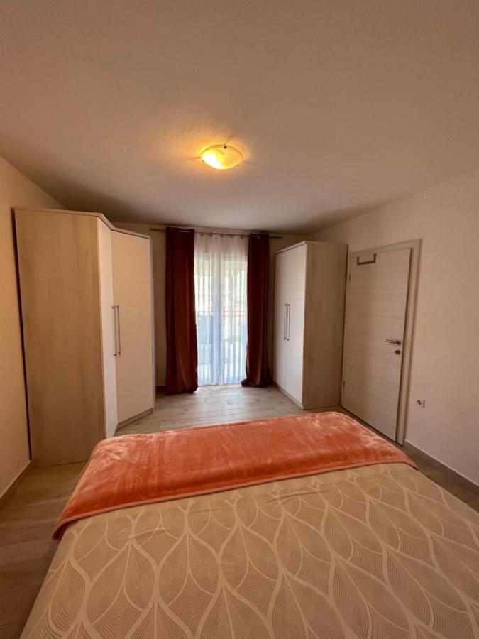 Apartment Salov Trogir Exterior foto