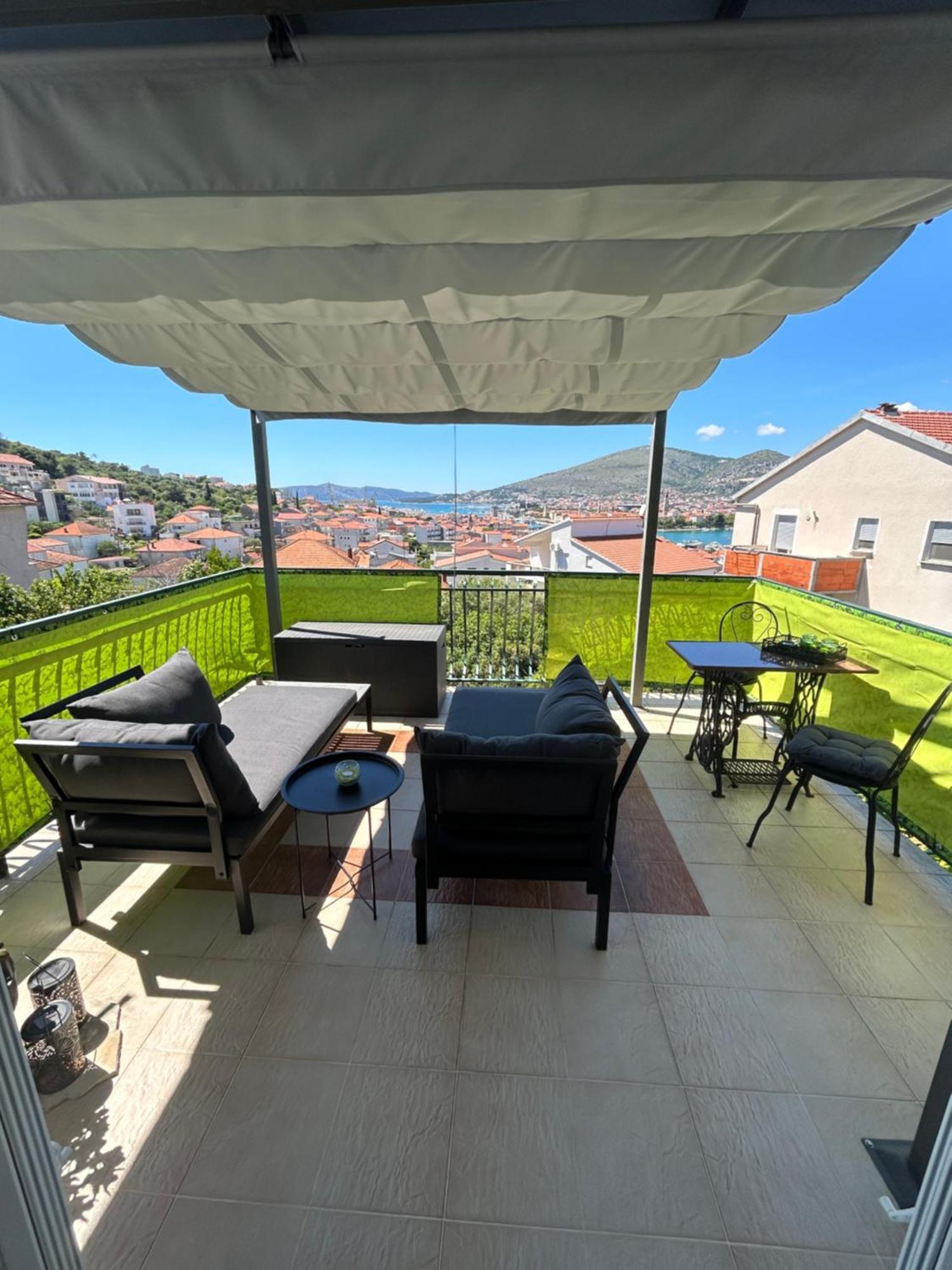 Apartment Salov Trogir Exterior foto